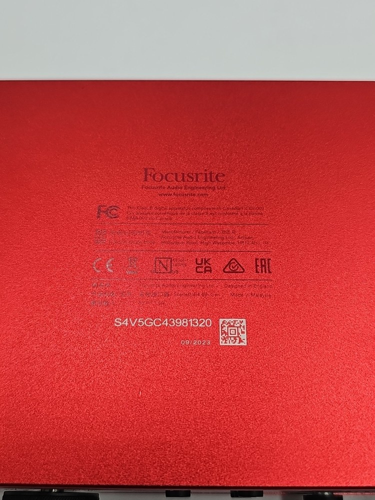 Focusrite Scarlett 4i4 (4th Gen) USB Audio Interface