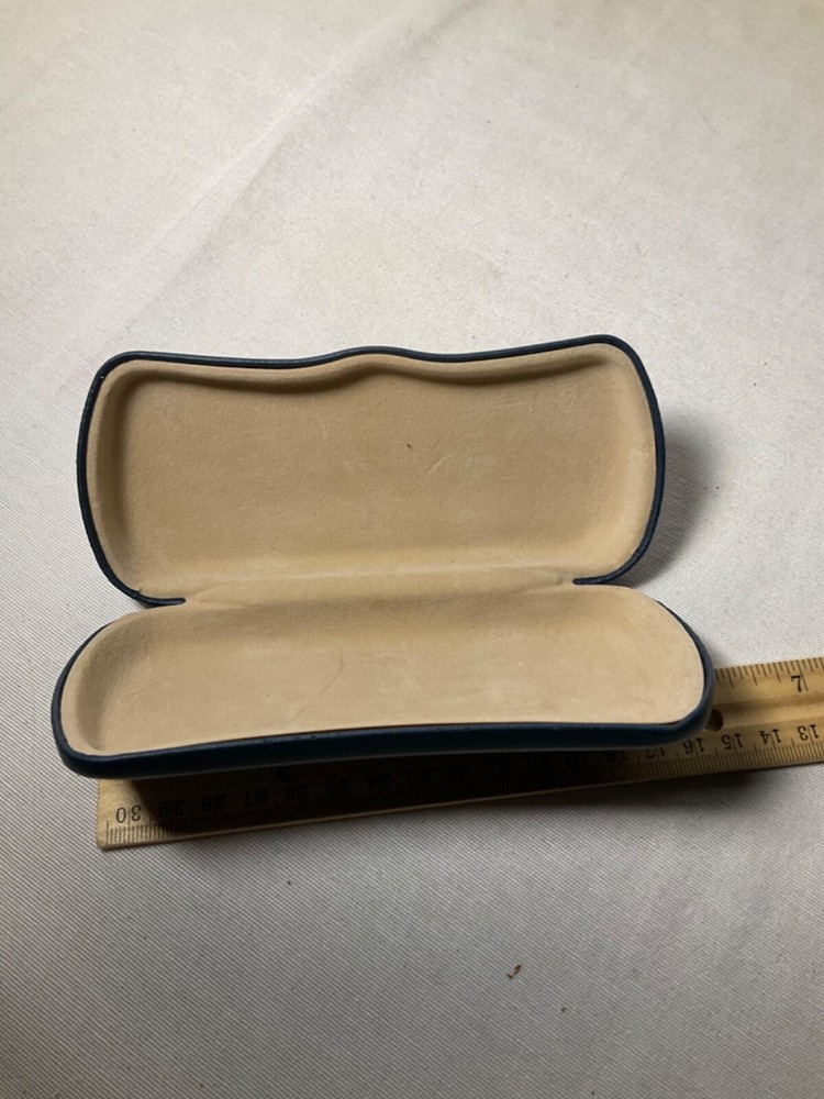 Hard shell eyeglasses case Hinged