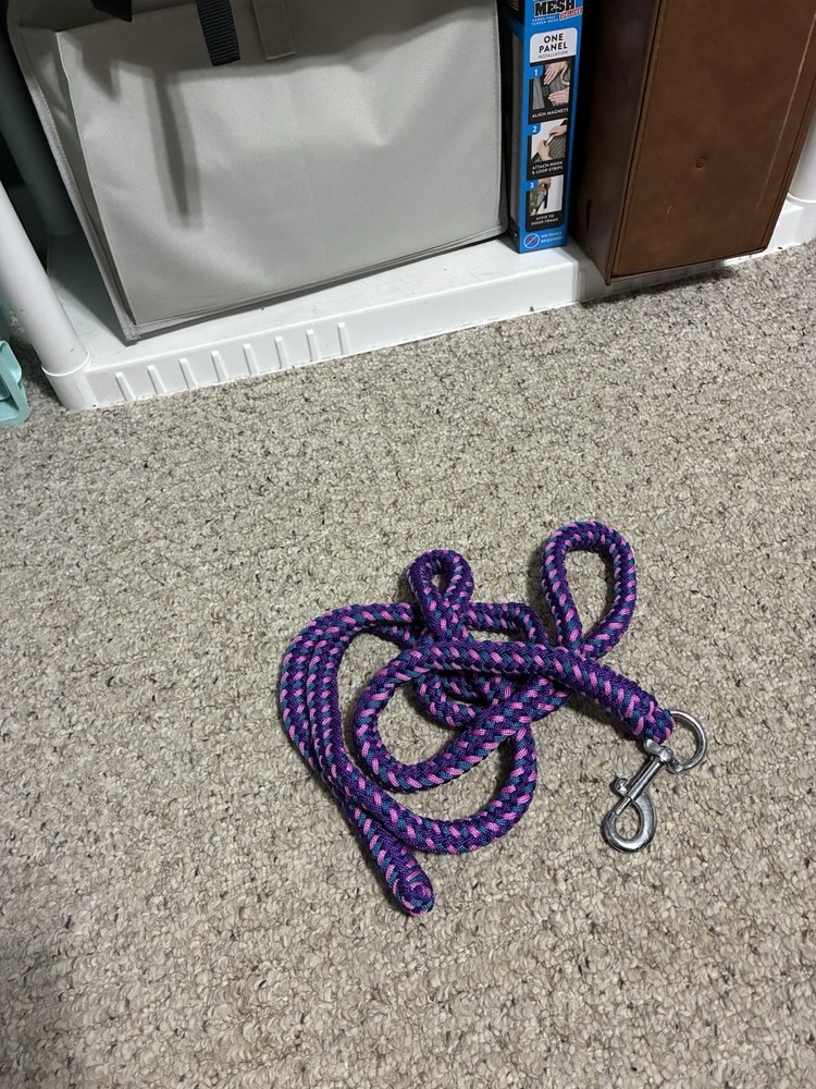 Lead Ropes And Rope Halters