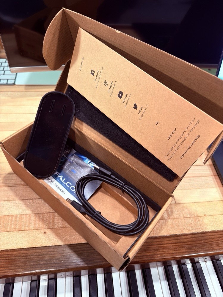 Expressive E Touché SE USB MIDI Instrument Controller tinted mahogany plate