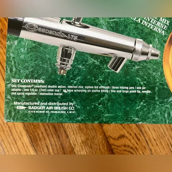 Badger Airbrush Kit - NIB model 175-7