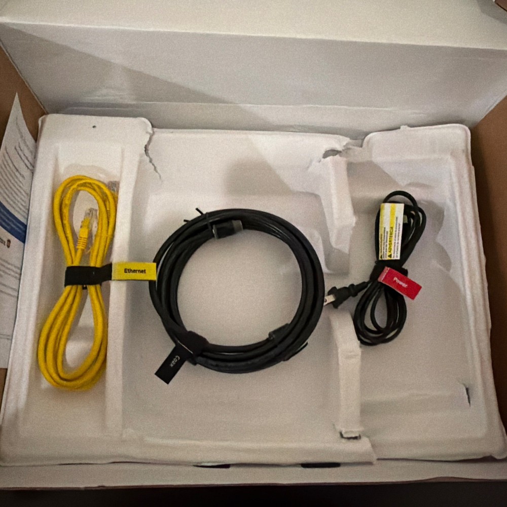Comcast Business internet modem/router gateway Technicolor