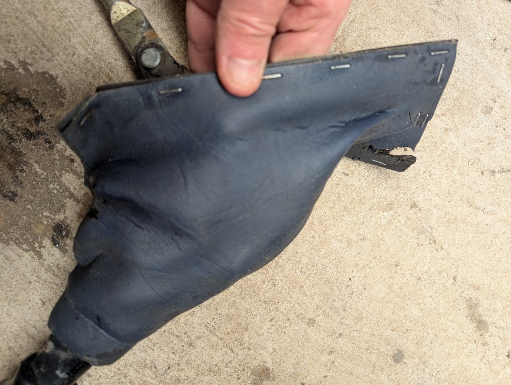 Triumph TR7 Handbrake with Blue Gaiter