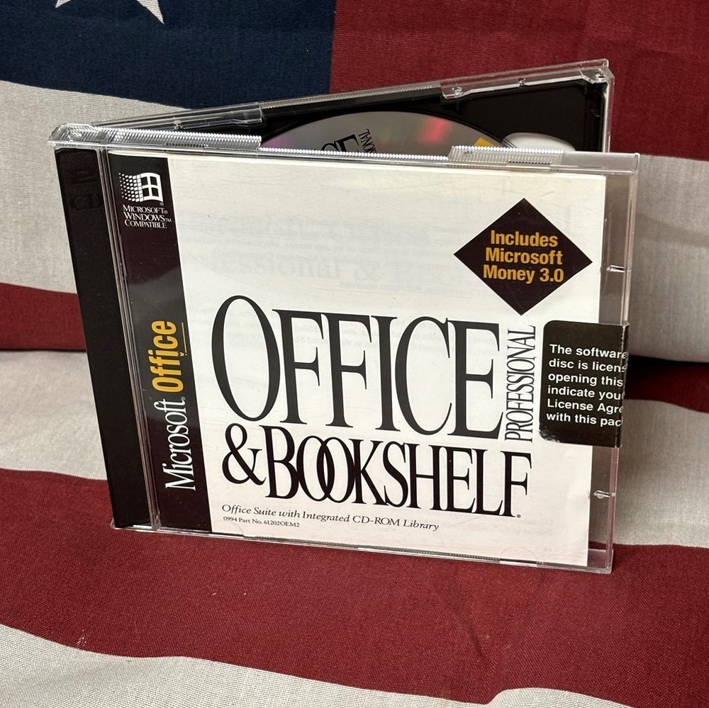 MICROSOFT OFFICE PROFESSIONAL Word & Bookshelf Windows 95 CD-Rom Excel & Access