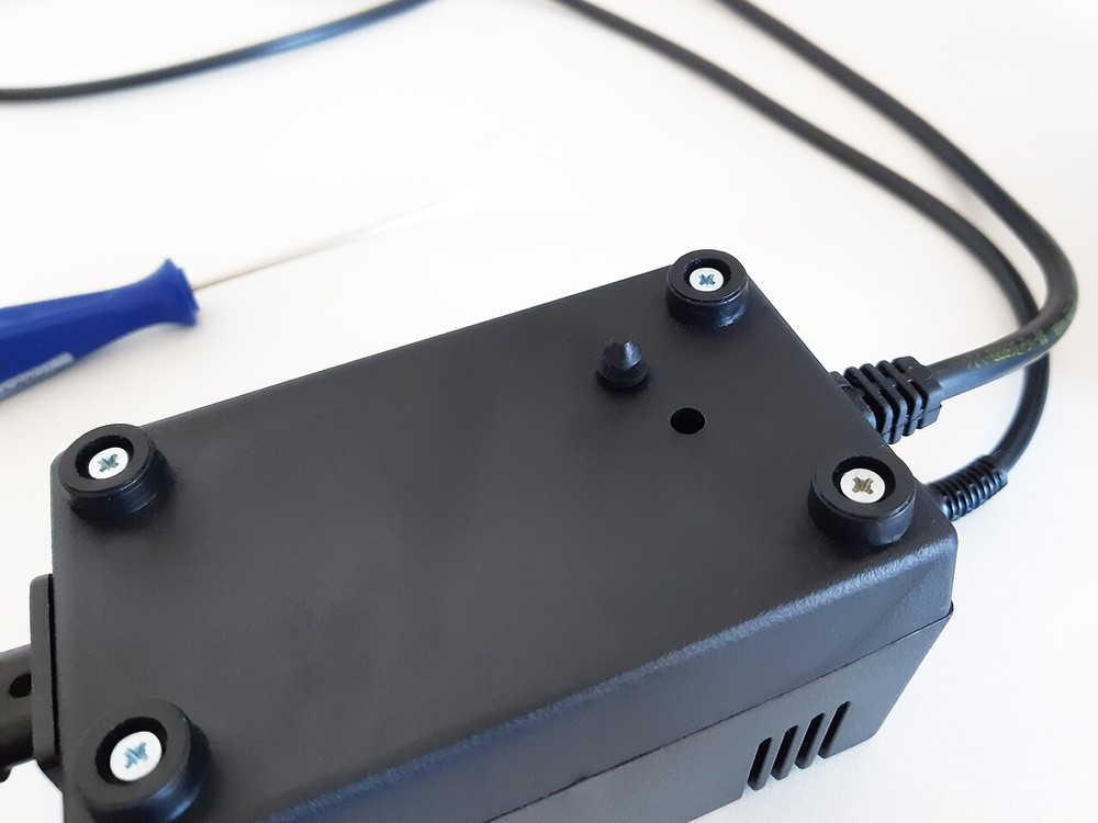 C128 PSU PRO 2-in-1: adjustable 5VDC output, FDD support.LED & SWITCH (US plug)
