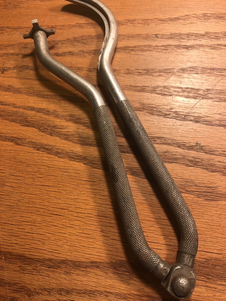 Bog Mfg. No. 328 Piston Ring Cleaner