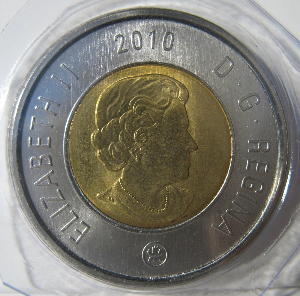 Canada 2010 $2 Polar Bear ( 14 Serrations ) Type BU Sealed in Original Plastic