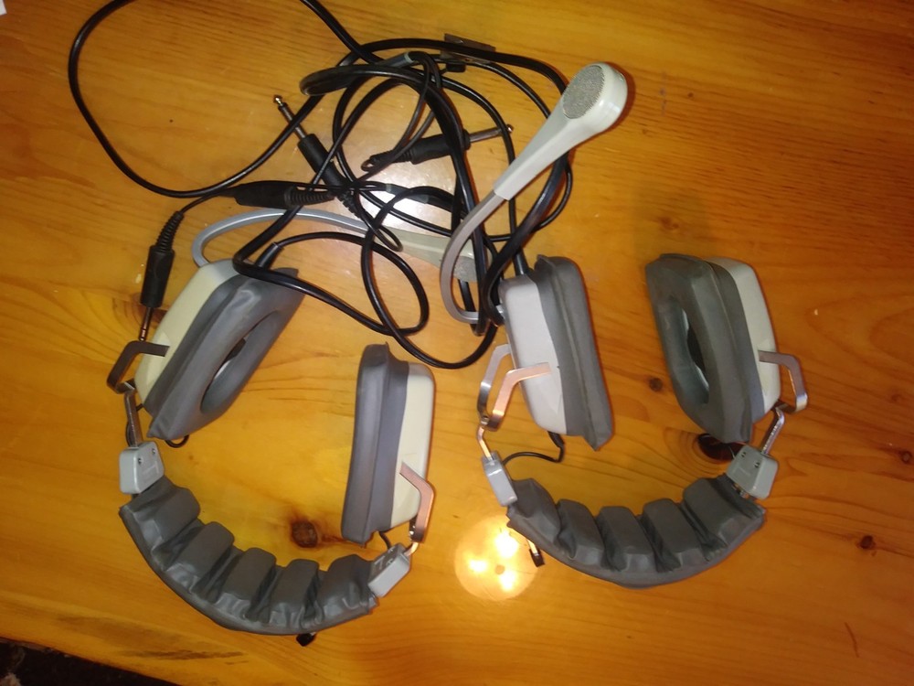 2x Telex E-951 Headsets