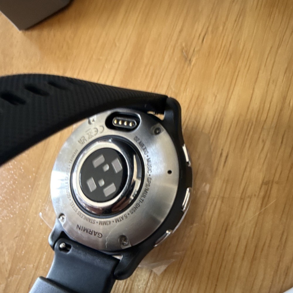 Garmin D2 Air X10 43mm Black New