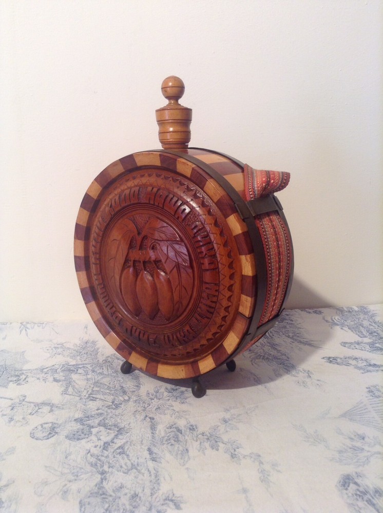 Decorative Carved Wooden Drinks Flask / Decanter (3993)