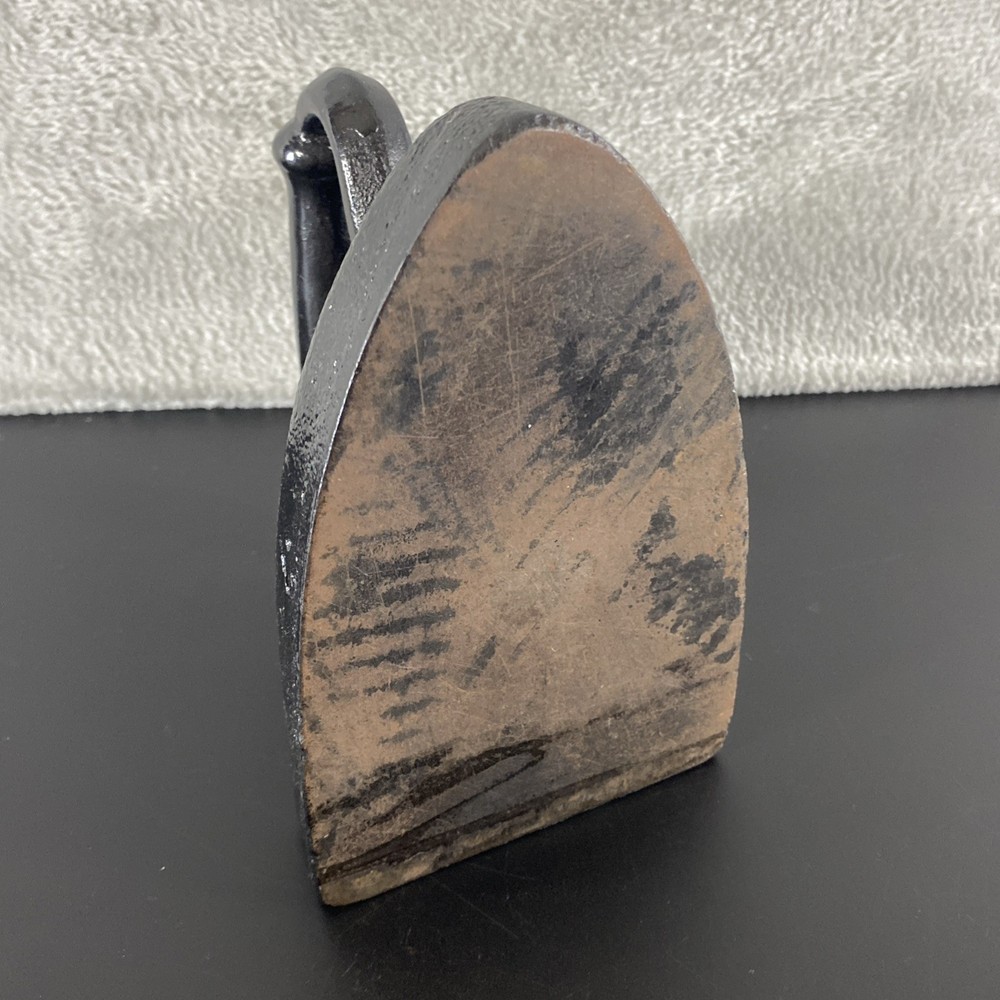 Vintage Cast Iron Sad Flat Iron - 7 Lb.