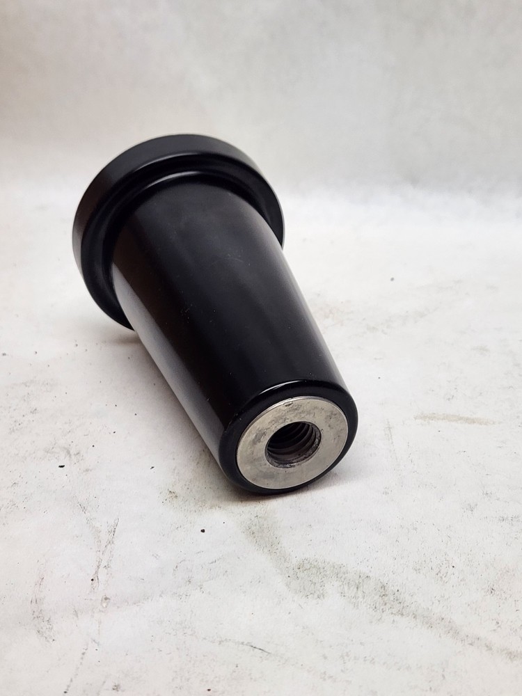 NEW Tyco Electronics Deadbreak Insulating Plug 21.1kV-GND