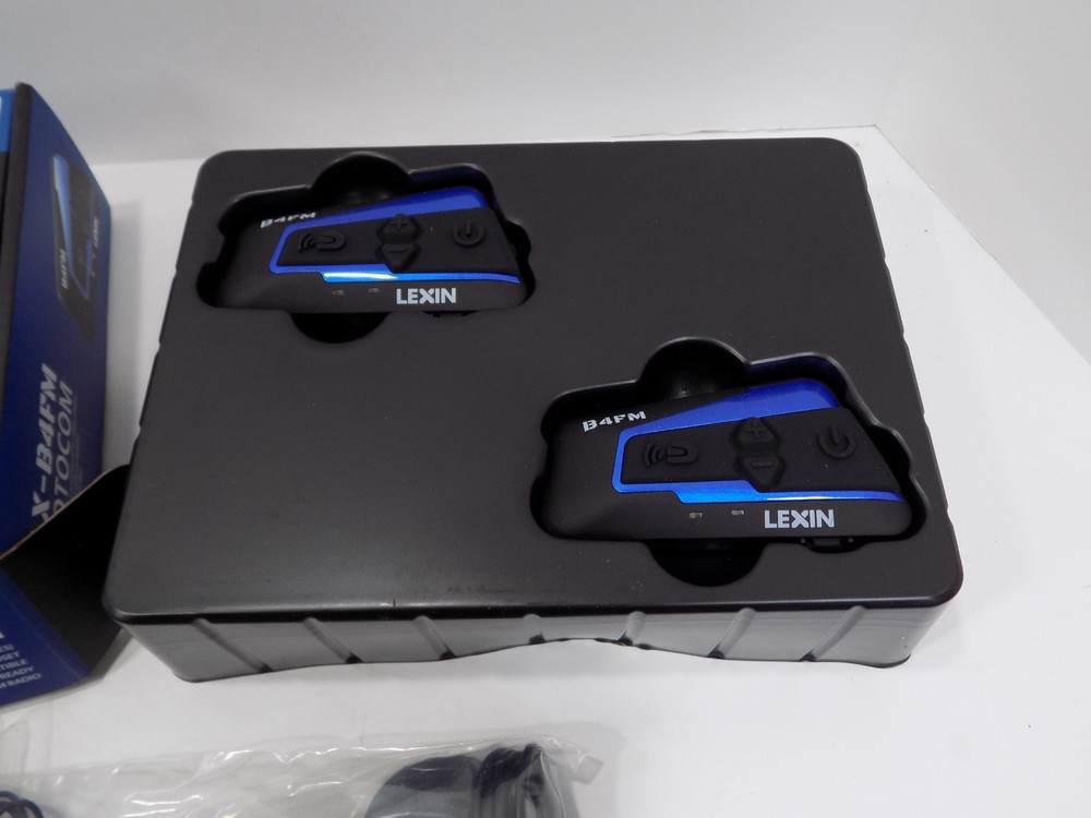 NEW Lexin B4FM Motorcycle Bluetooth Intercom Dual Pack Open Box