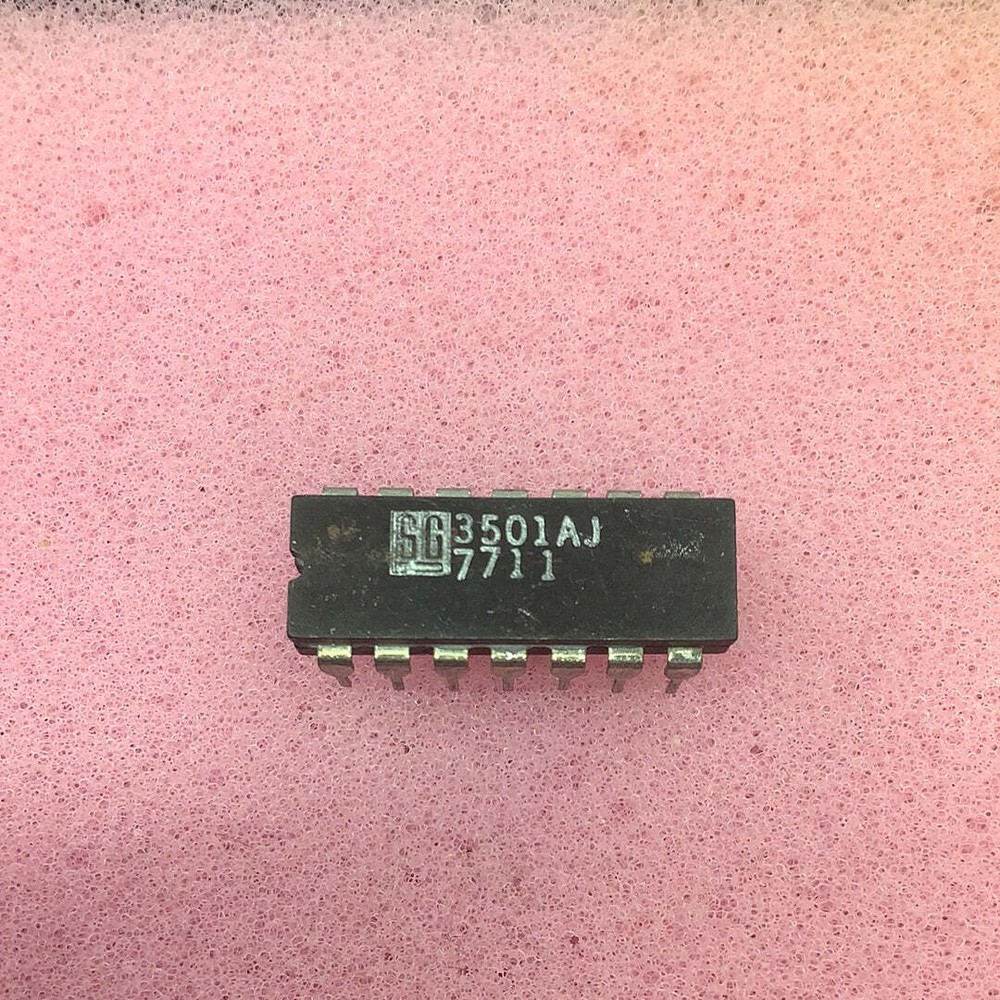 SG3501AJ - SG - +-15V Voltage Regulator
