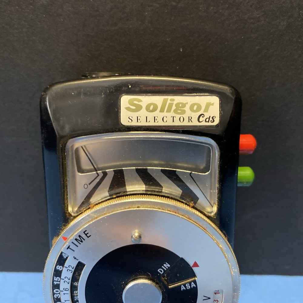 VINTAGE SOLIGOR SELECTOR CDS LIGHT METER- Untested