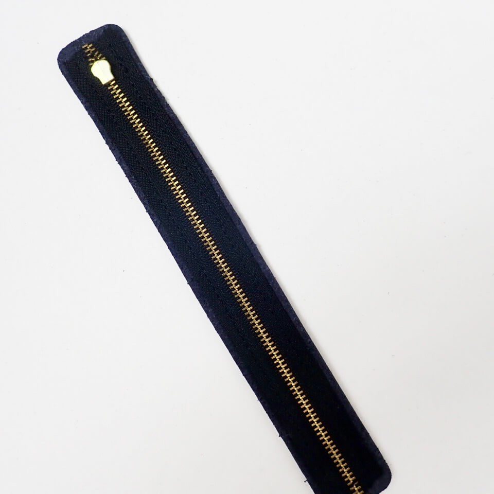 Genuine Leather Zipper Pull (Large 22cm x 3cm) Black