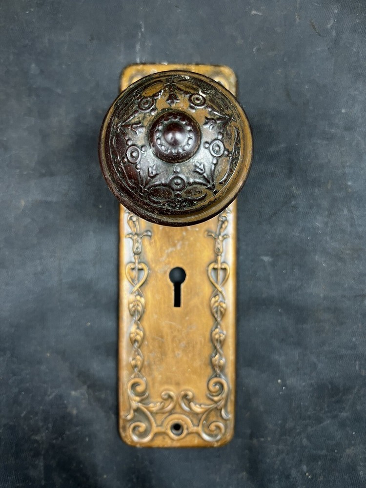 Reading Clifton Door Knobs, Backplates, Mortise Lock