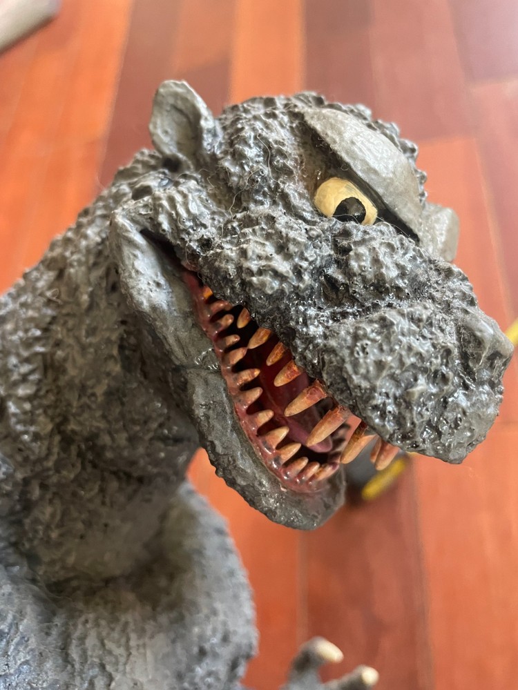 Godzilla built and painted 50cm paradise 1954