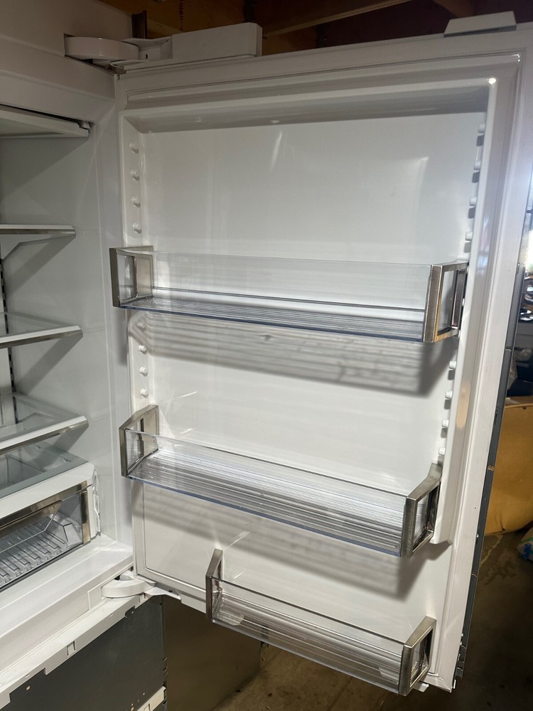 Sub-Zero 30" Designer Over-and-Under Refrigerator - Panel Ready Model - DET3050R