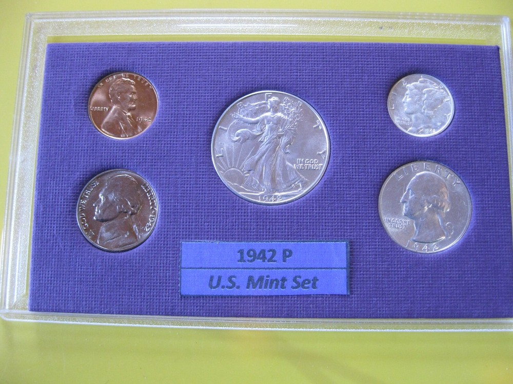 1942 P US Silver Mint Set Brilliant Uncirculated!