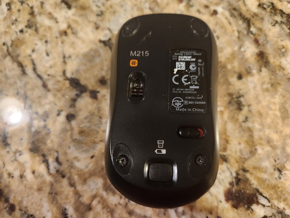 🔥 Vintage Logitech M215 Black Wireless Optical Mouse with Receiver and Cover.