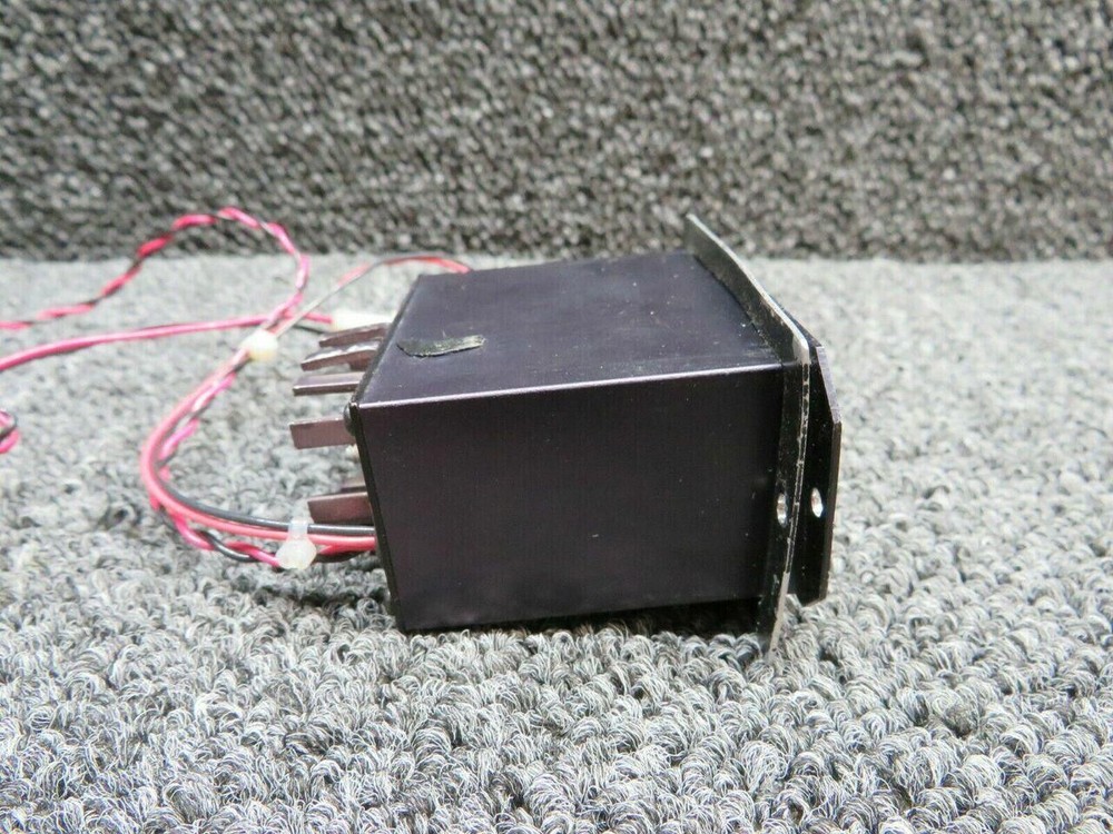 301 Davtron Outside Air Temperature Indicator