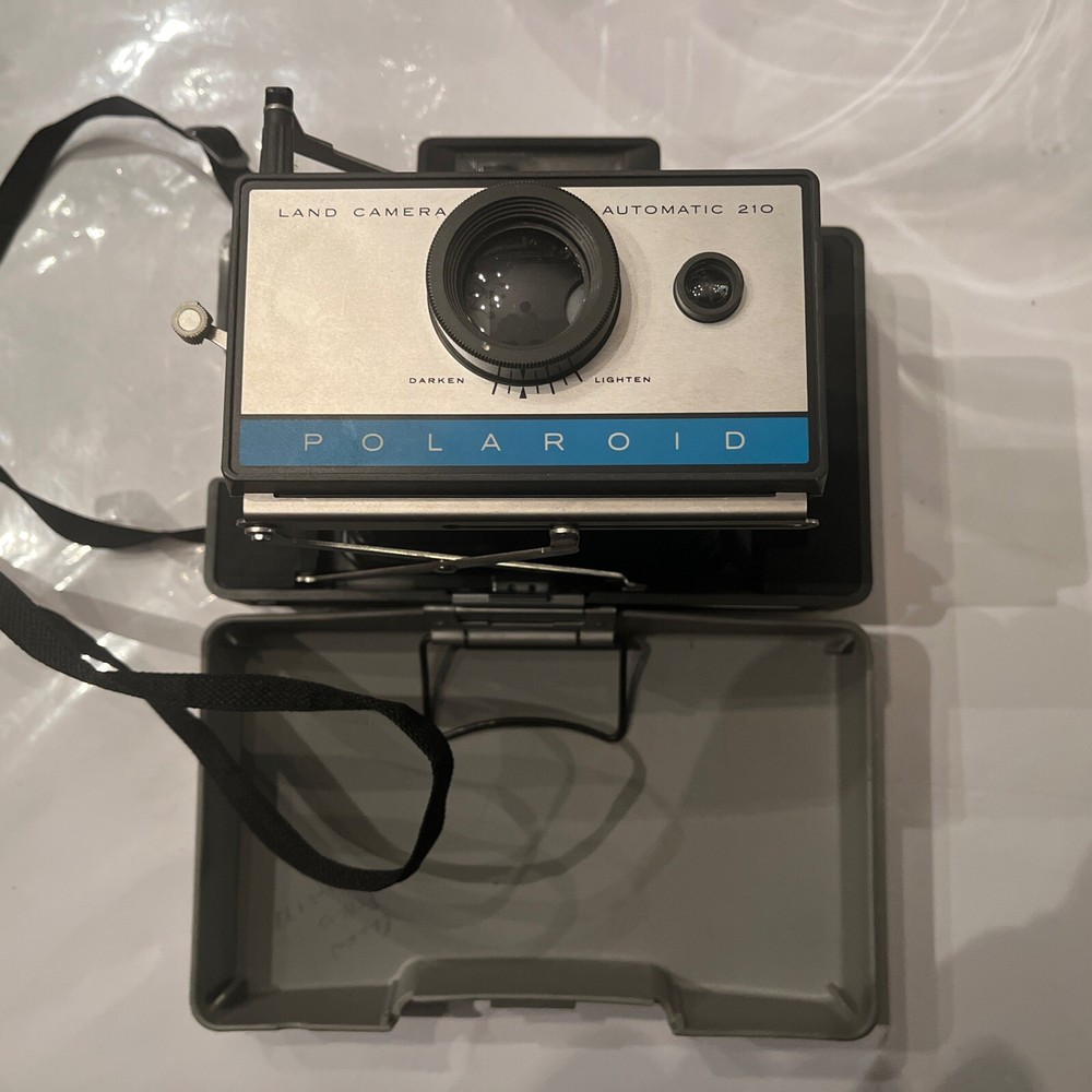 Vintage Instant Polaroid Automatic 210 Land Camera With Original Case Strap