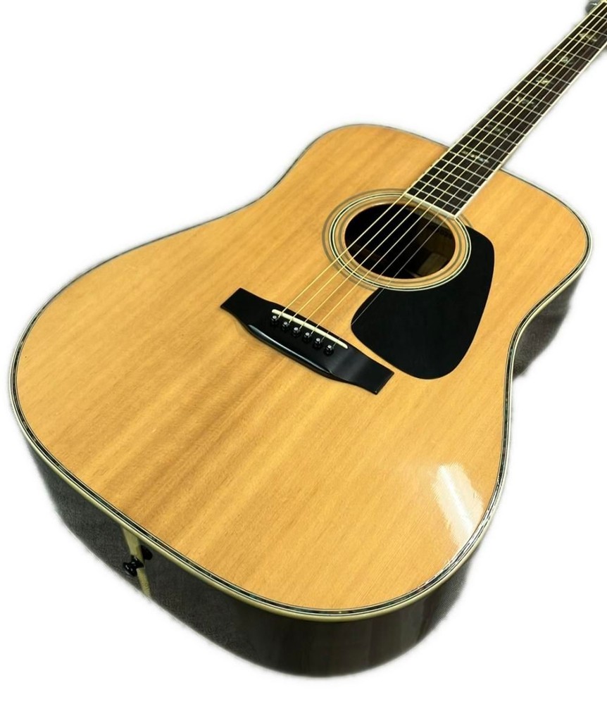 Morris acoustic guitar MD-525 MORRIS