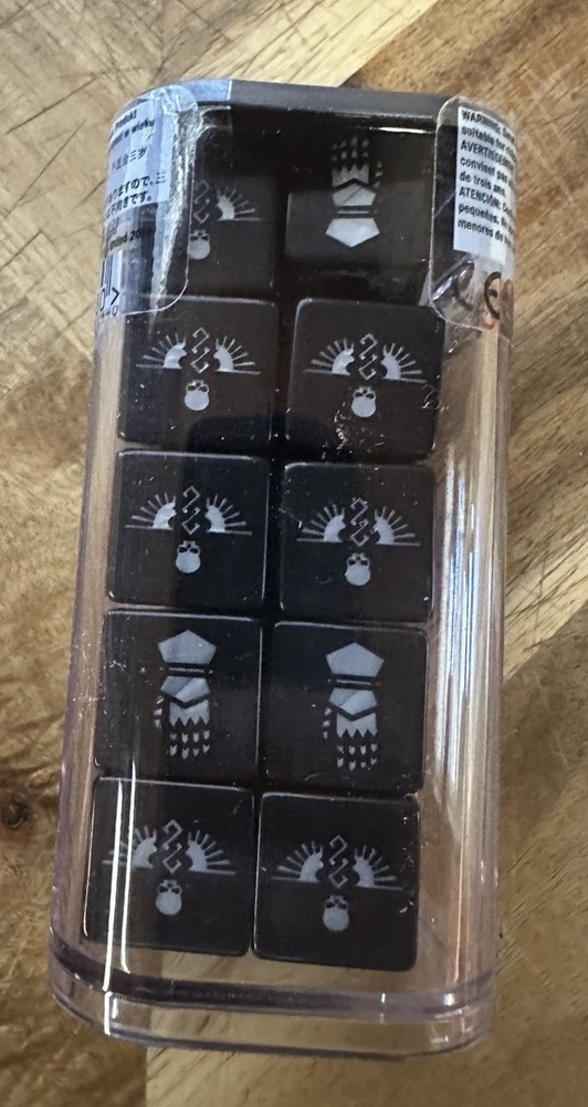 Warhammer 40K Iron Hands Dice Set Space Marines, 2017 Games Workshop, OOP