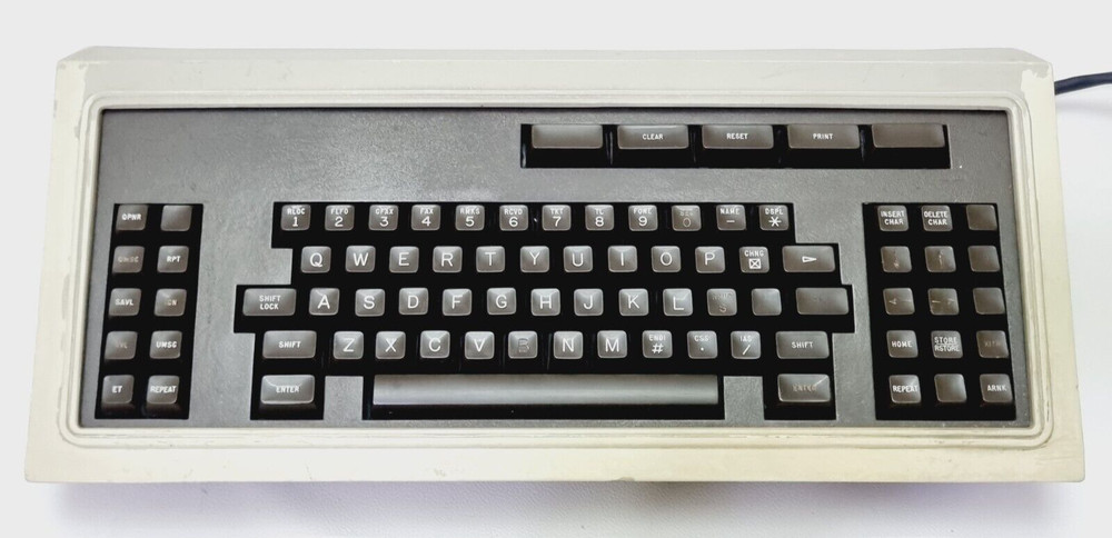 VINTAGE TERMINAL KEYBOARD RAYTHEON DATA SYSTEMS - FOR PARTS UNTESTED