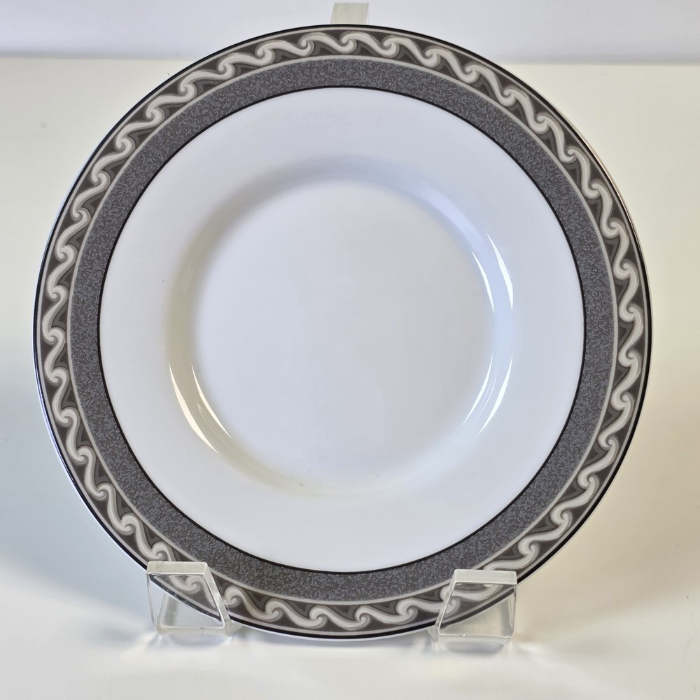Studio Nova Courtyard Saucer Plate Y0281