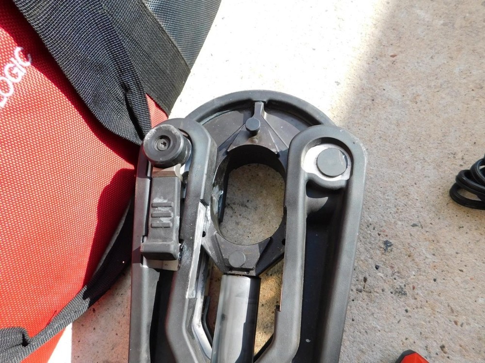 MILWAUKEE 15T CRIMPER 2879-20 CRIMPING TOOL