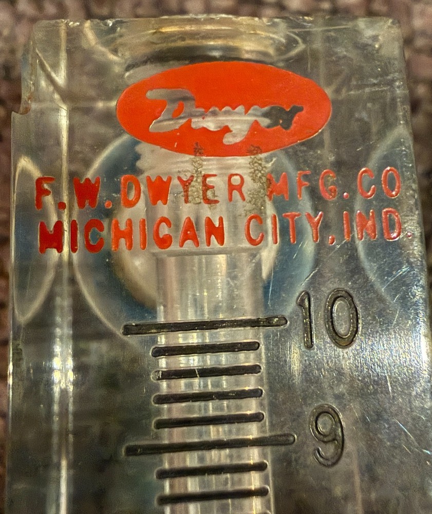 2 Dwyer Series Visi-Float Acrylic Flow Meter 0 - 10