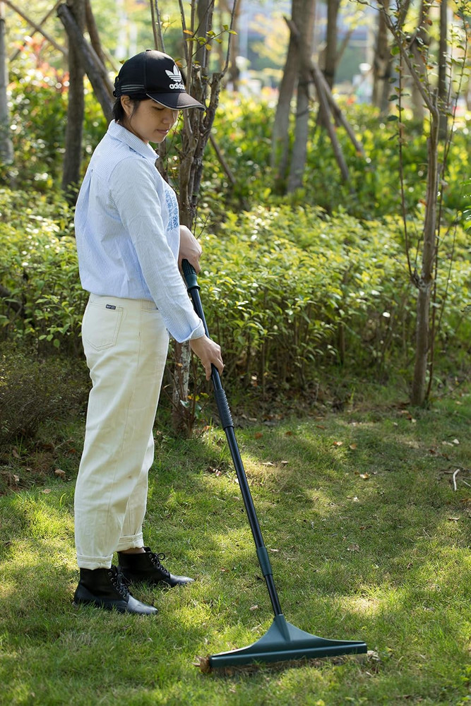 Artificial Turf Garden Carpet Rake with Extendable Lightweight Telescopic Handle