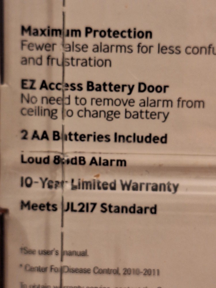 FIRST ALERT Smoke Fire Alarm Dual Sensor Maximum Protection NEW