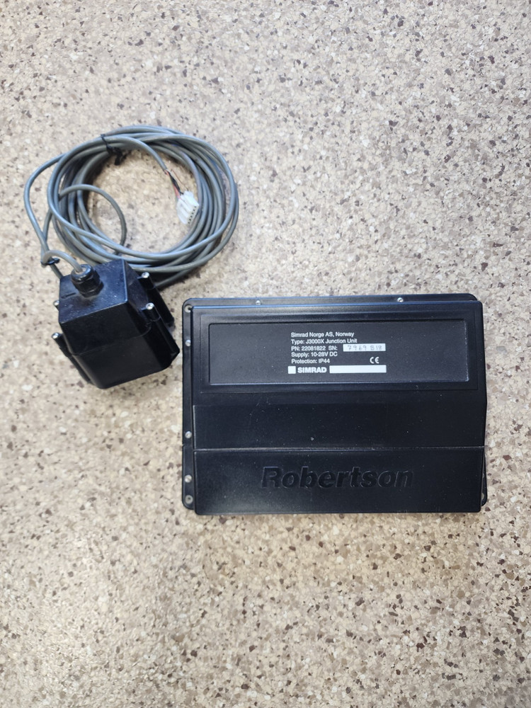 ***SIMRAD ROBERTSON AUTOPILOT J3000X JUNCTION UNIT***
