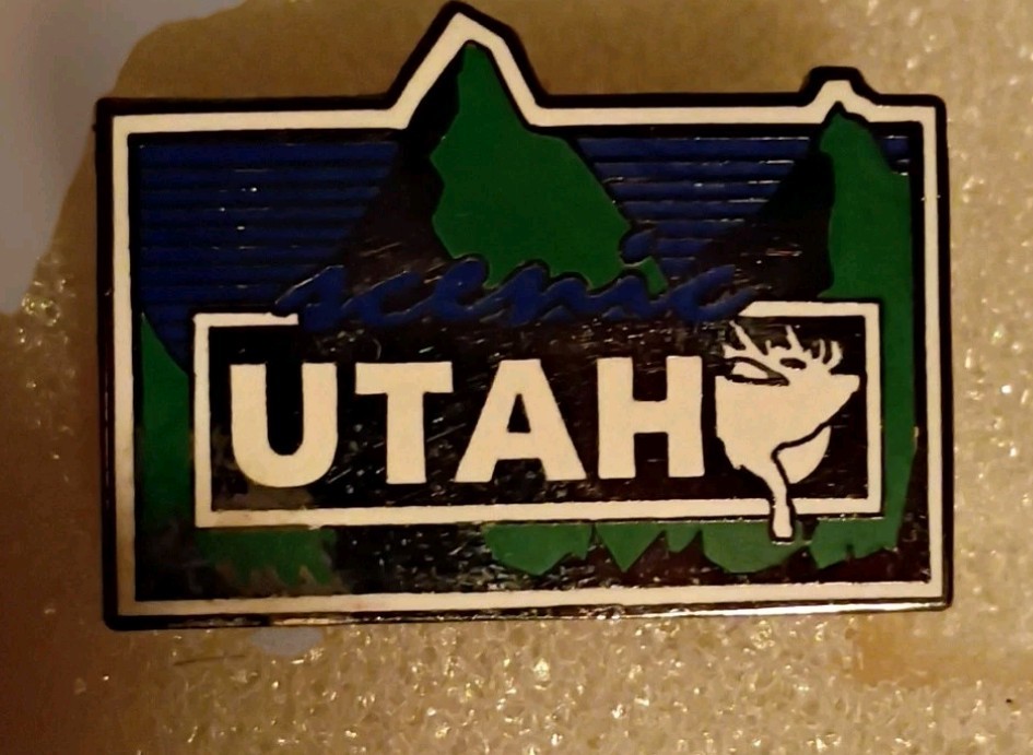 Vintage Utah Lapel Hat Pin Back