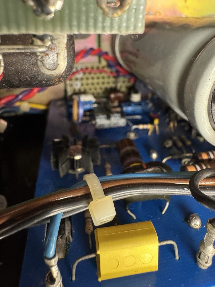 MARANTZ 1120 CONSOLE STEREO AMPLIFIER - SERVICED - CLEANED - TESTED