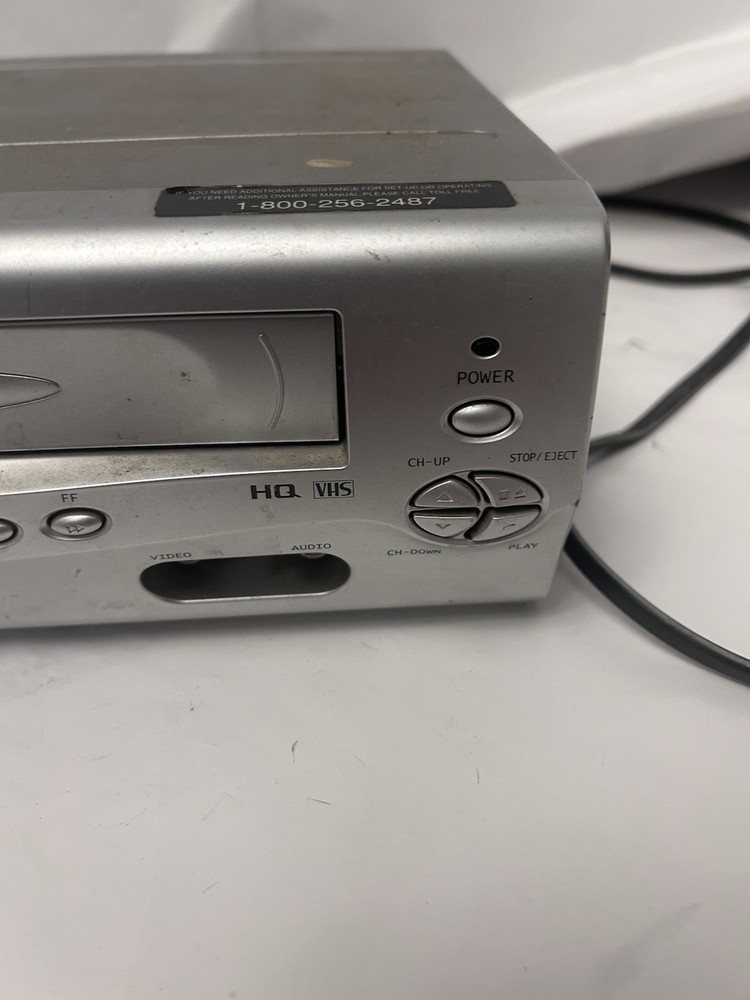 Emerson DVD/VHS play unk if working, no cords/remote with