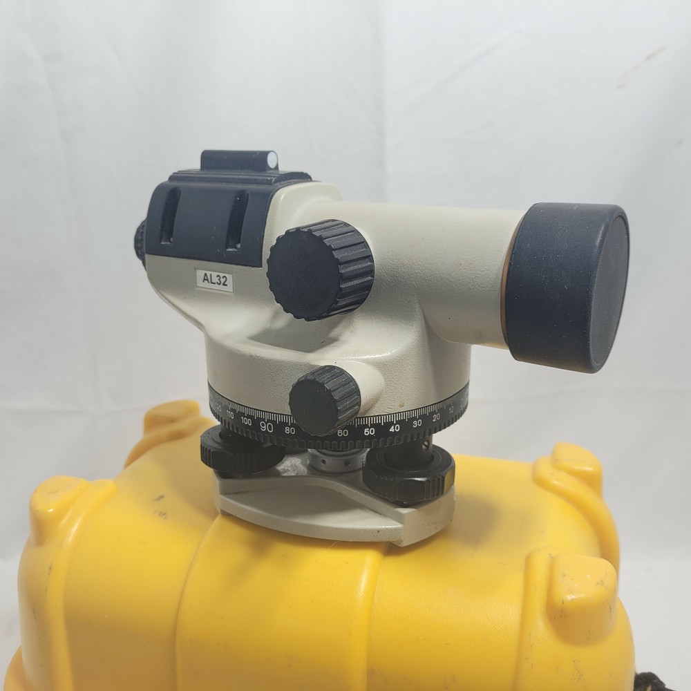 Futura AL-32 Automatic Level With Hard Case, Manual & Accessories