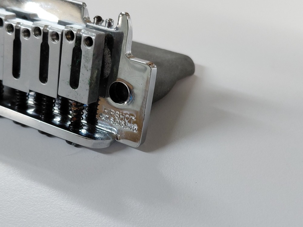 Hipshot hrome Bridge