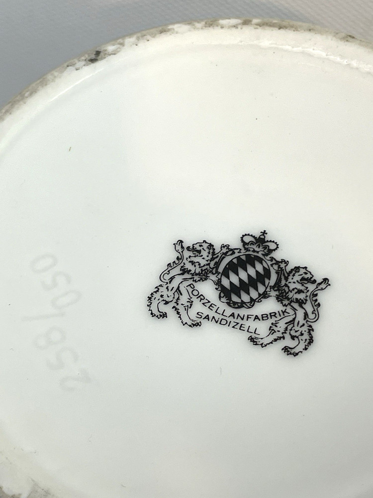 Porcelain Beer Mug with Tin Lid