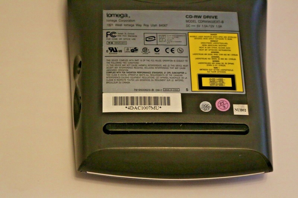 Iomega Predator CD-RW Drive CDRW9602EXT-B fully tested working