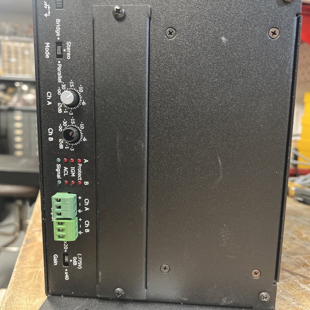 Crest Audio CKi 1600S Professional Installation Amplifier