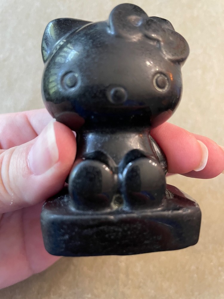 Black obsidian hello kitty