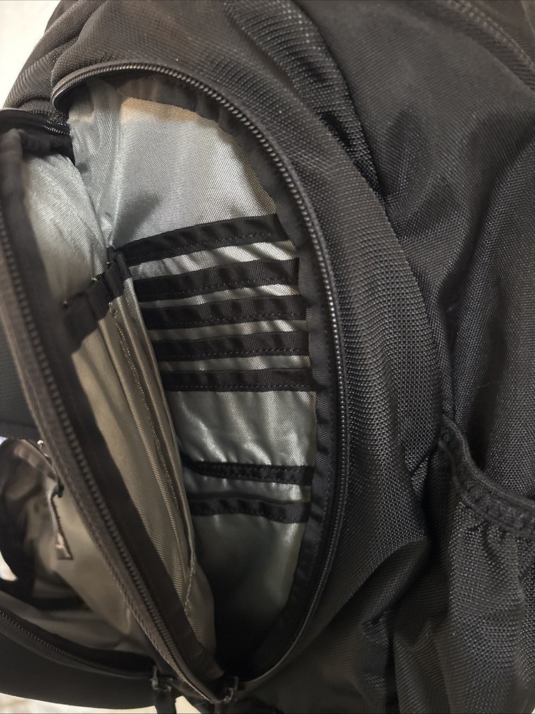 Dana Designs Emerald City Backpack Size Medium Black *read