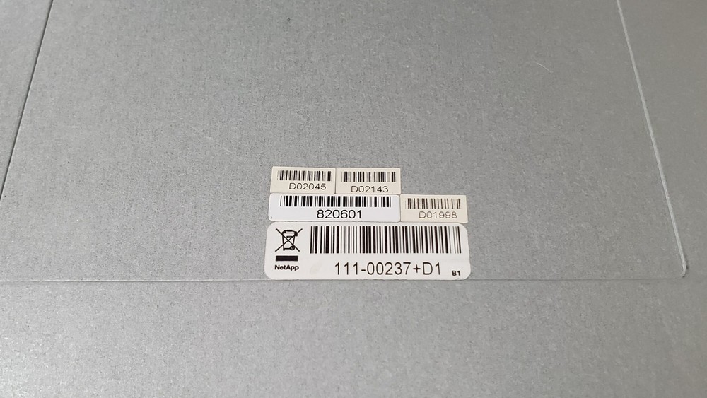 NetApp FAS2020 Storage Array Controller 2x 4GB SFP Transceivers 111-00237+D1