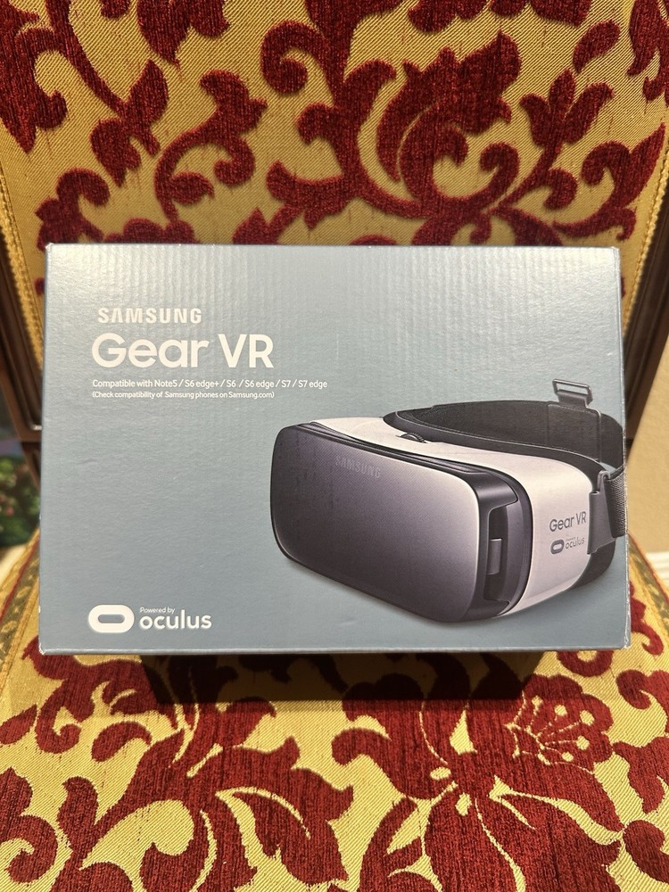 Samsung Gear VR Headset Powered by Oculus – Boxed – Tested