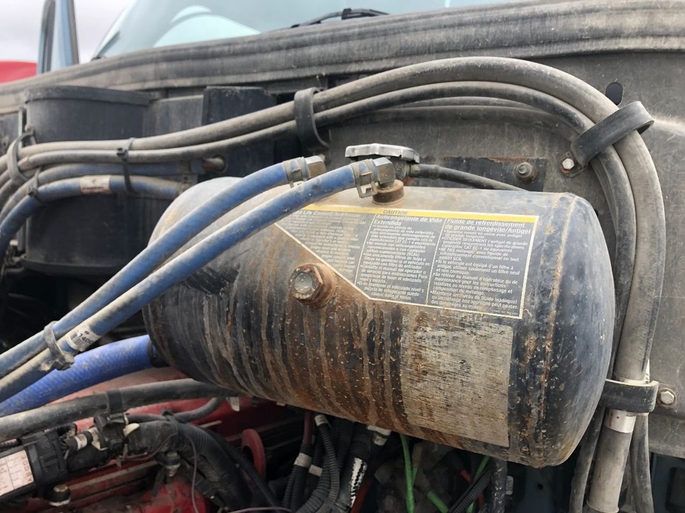 1999-2011 Peterbilt 387 Radiator Overflow Bottle - Used