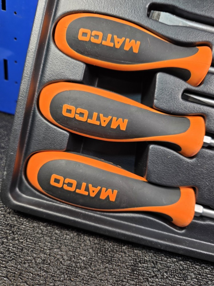 Matco Tools SSO8C 8-Piece Screwdriver Set Orange/Black Handles